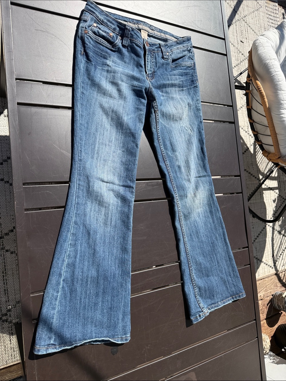 Y2K Refuge Women’s Blue Flared Jeans - Classic Denim 30/28 GUC